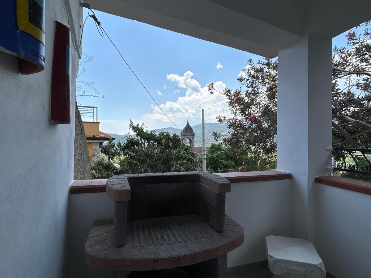 La Casa Del Borgo Cavallaro Gaggi Exterior foto
